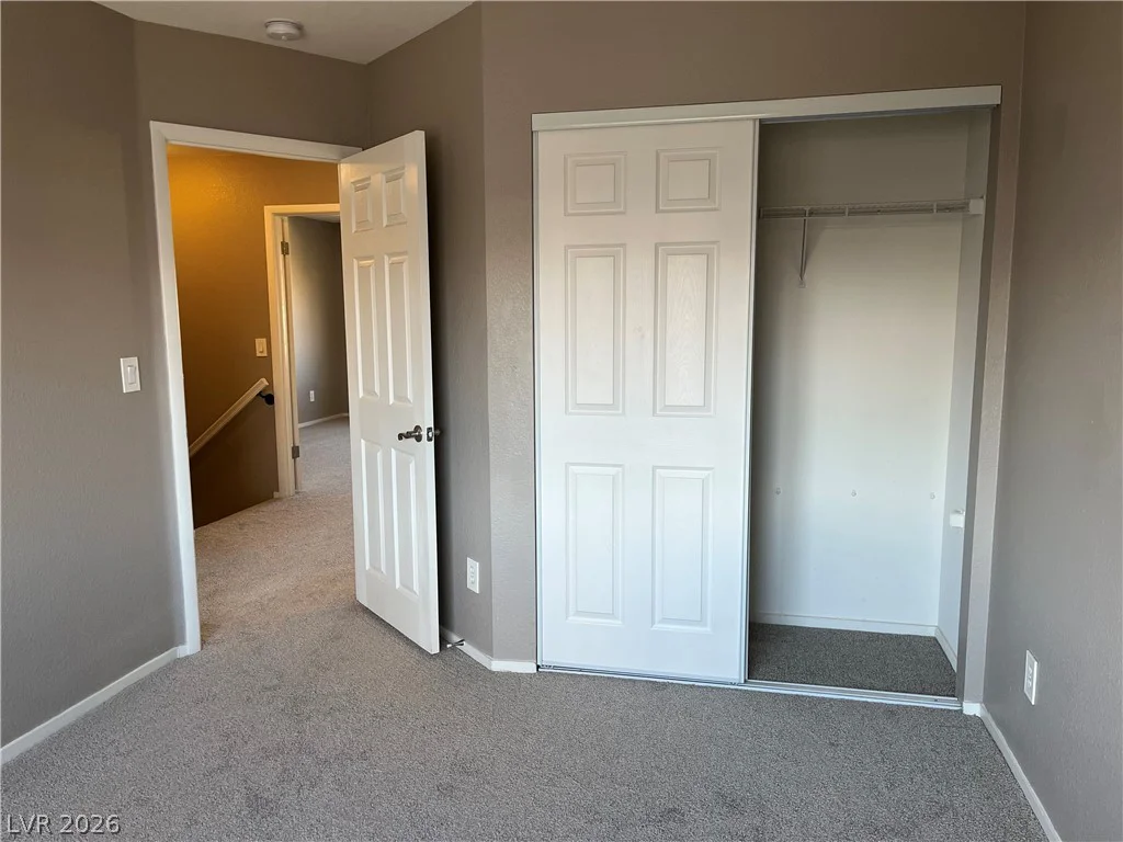 8724 Country Pines, Las Vegas, NV 89129