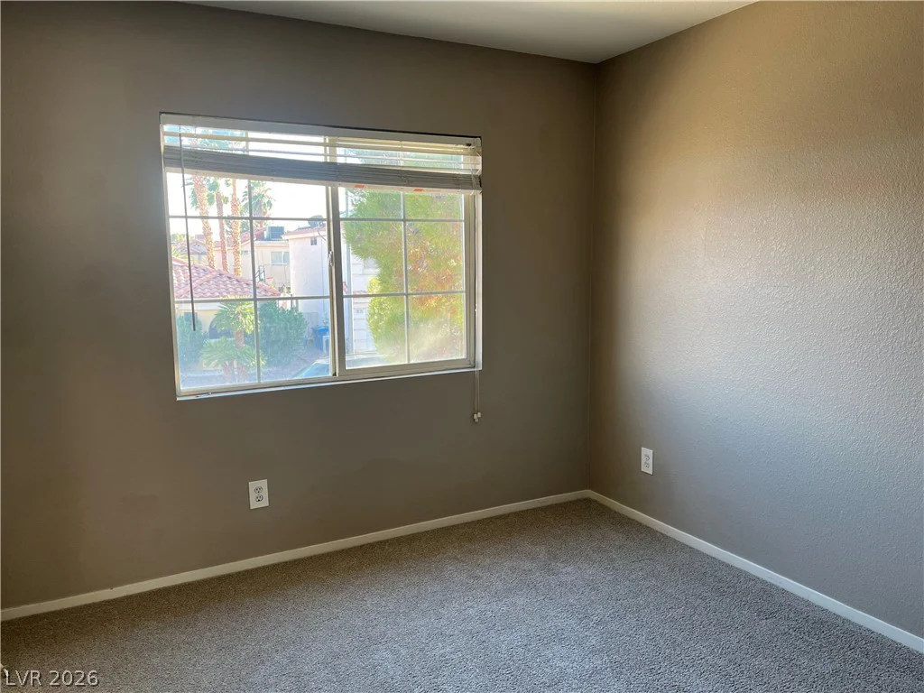 8724 Country Pines, Las Vegas, NV 89129