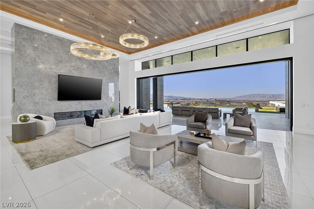 5 Sunset Strip, Henderson, NV 89012