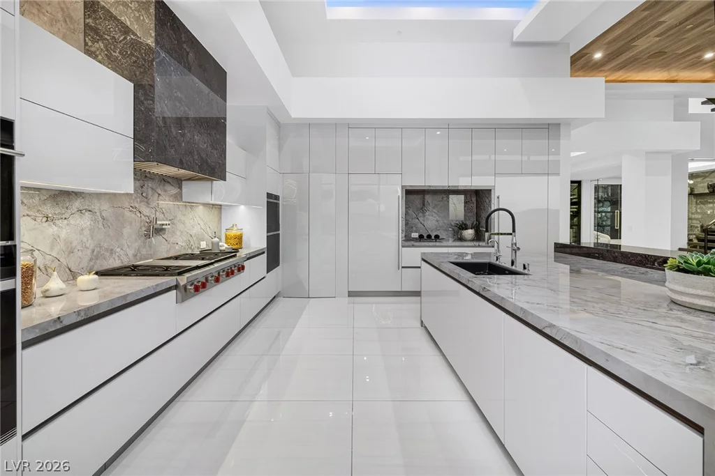 5 Sunset Strip, Henderson, NV 89012