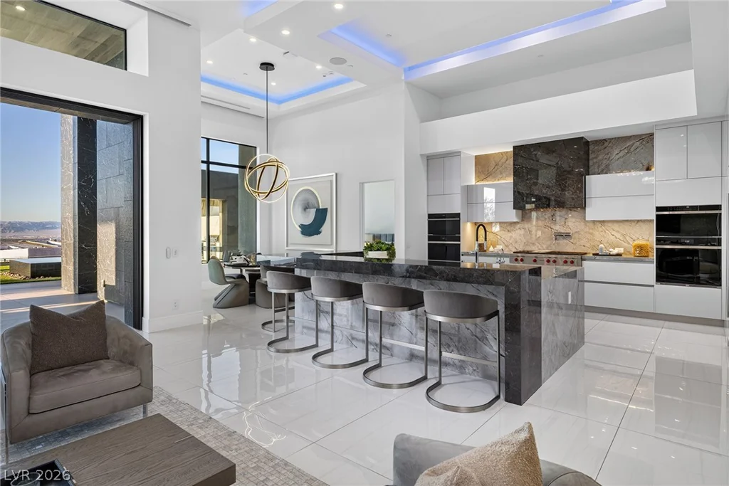 5 Sunset Strip, Henderson, NV 89012