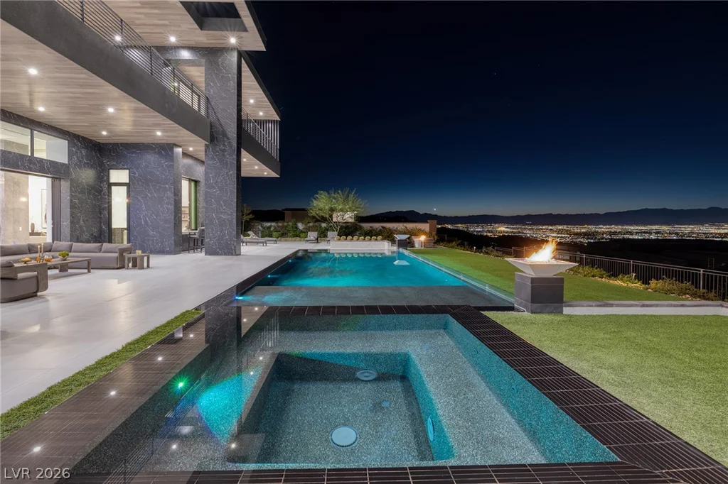 5 Sunset Strip, Henderson, NV 89012