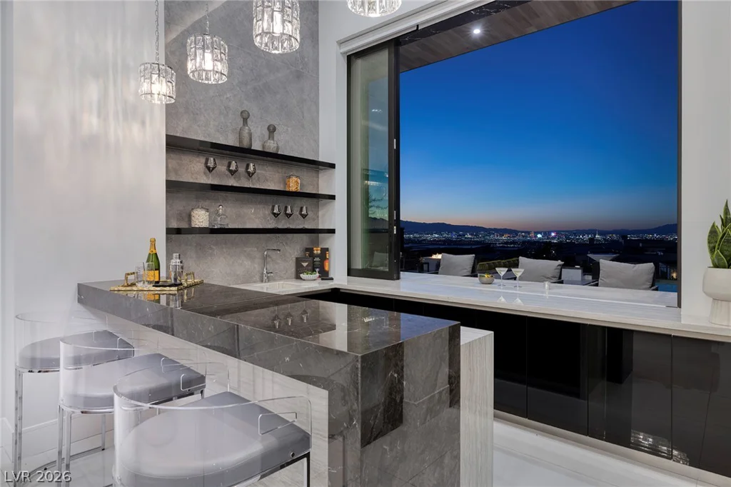 5 Sunset Strip, Henderson, NV 89012