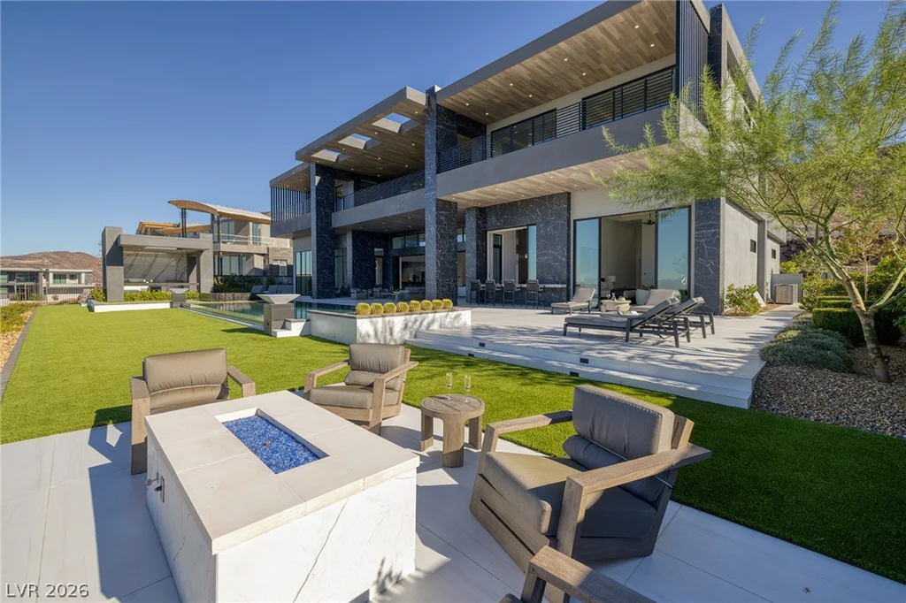5 Sunset Strip, Henderson, NV 89012