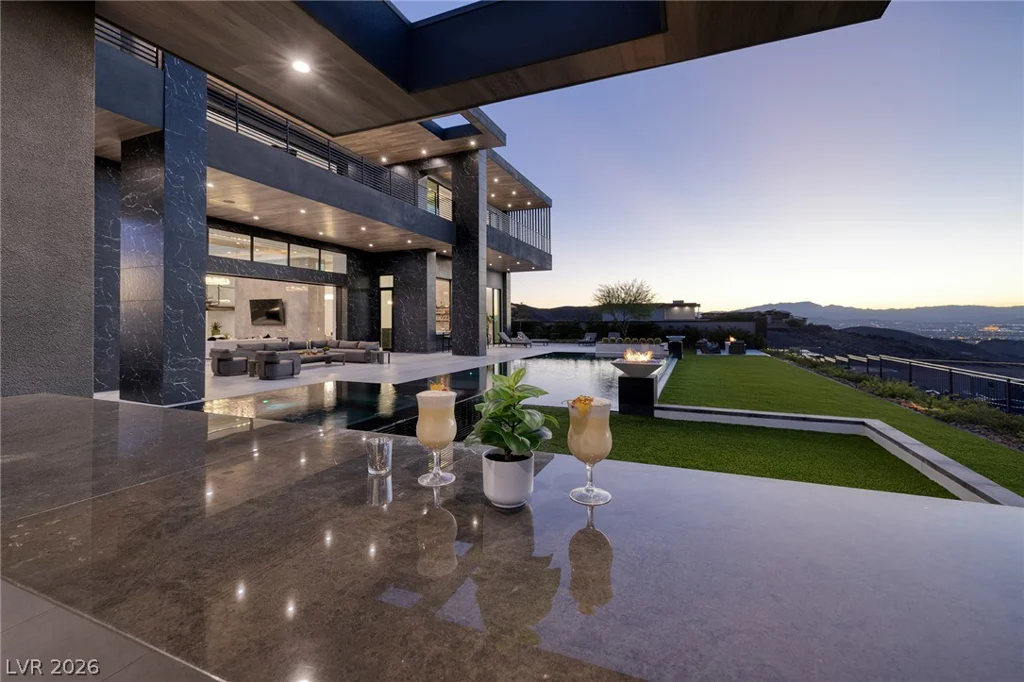 5 Sunset Strip, Henderson, NV 89012