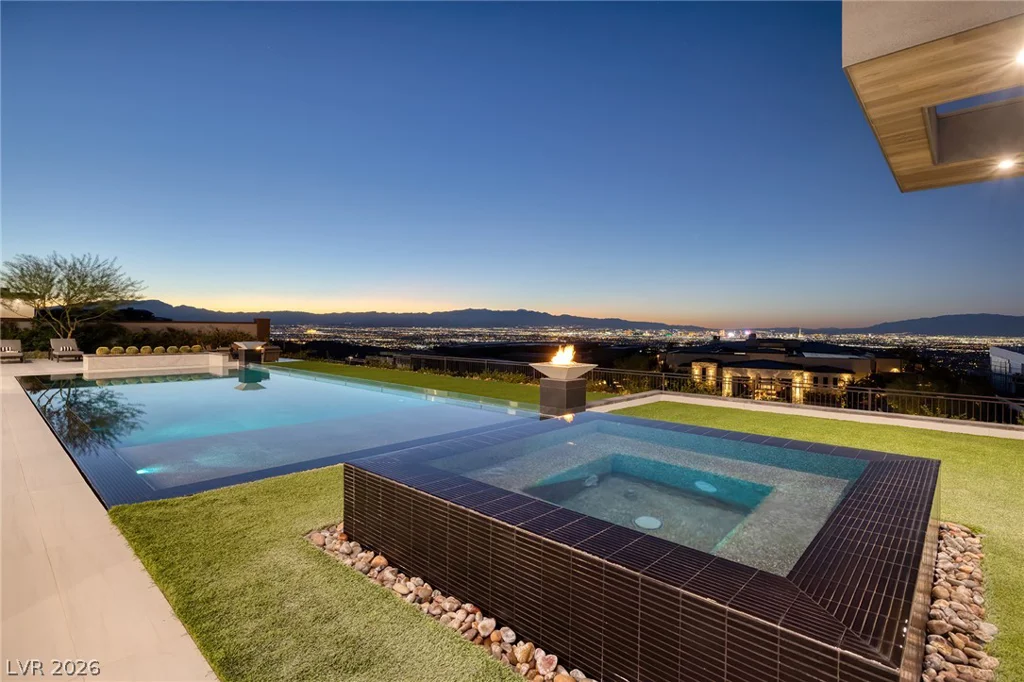 5 Sunset Strip, Henderson, NV 89012