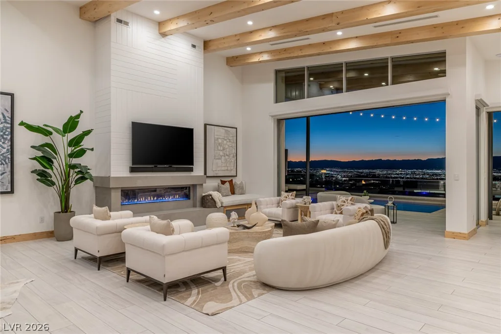 672 Overlook Rim, Henderson, NV 89012