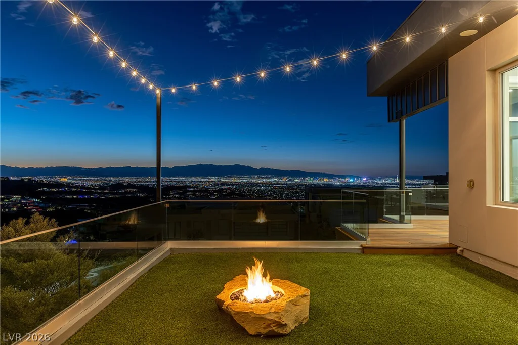 672 Overlook Rim, Henderson, NV 89012