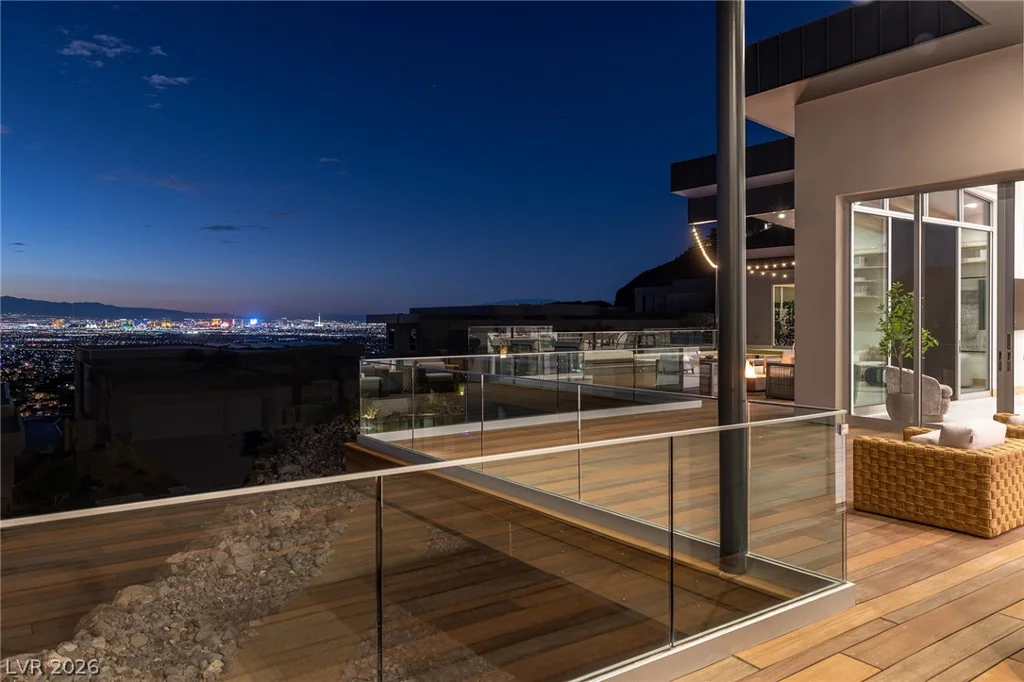 672 Overlook Rim, Henderson, NV 89012