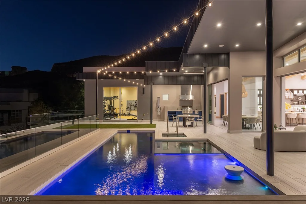 672 Overlook Rim, Henderson, NV 89012