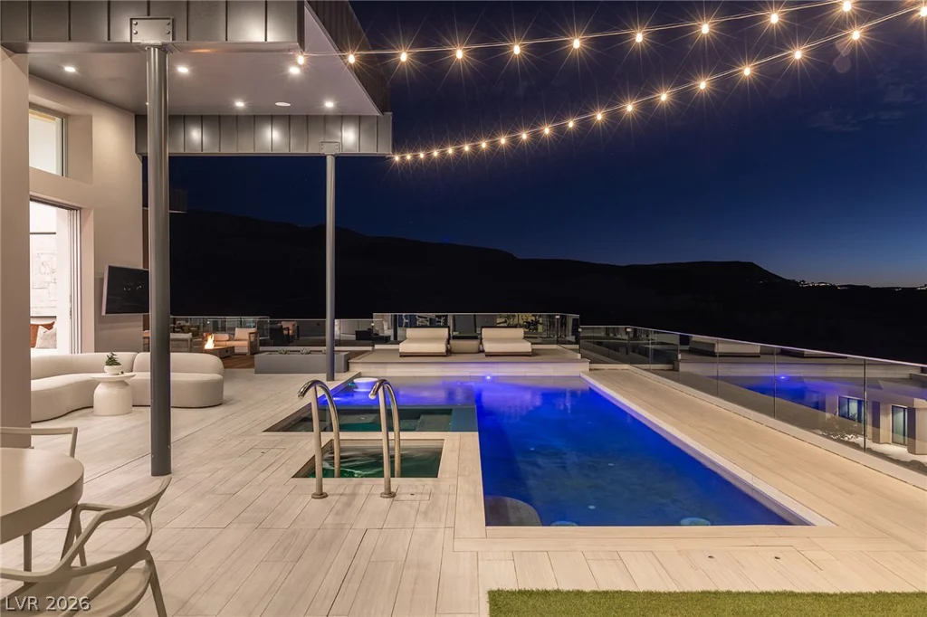 672 Overlook Rim, Henderson, NV 89012