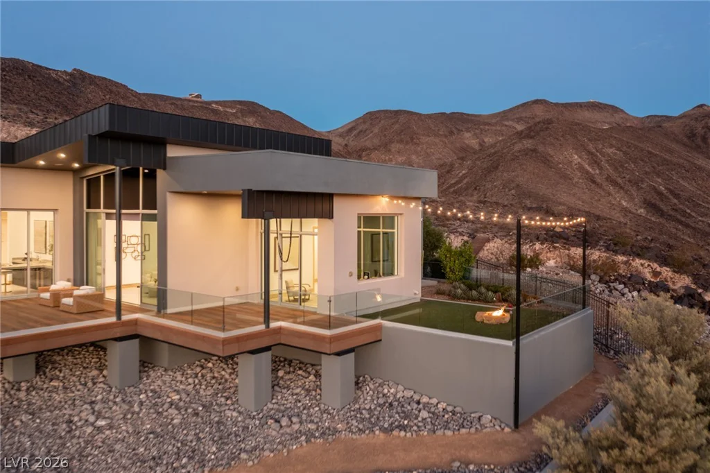672 Overlook Rim, Henderson, NV 89012