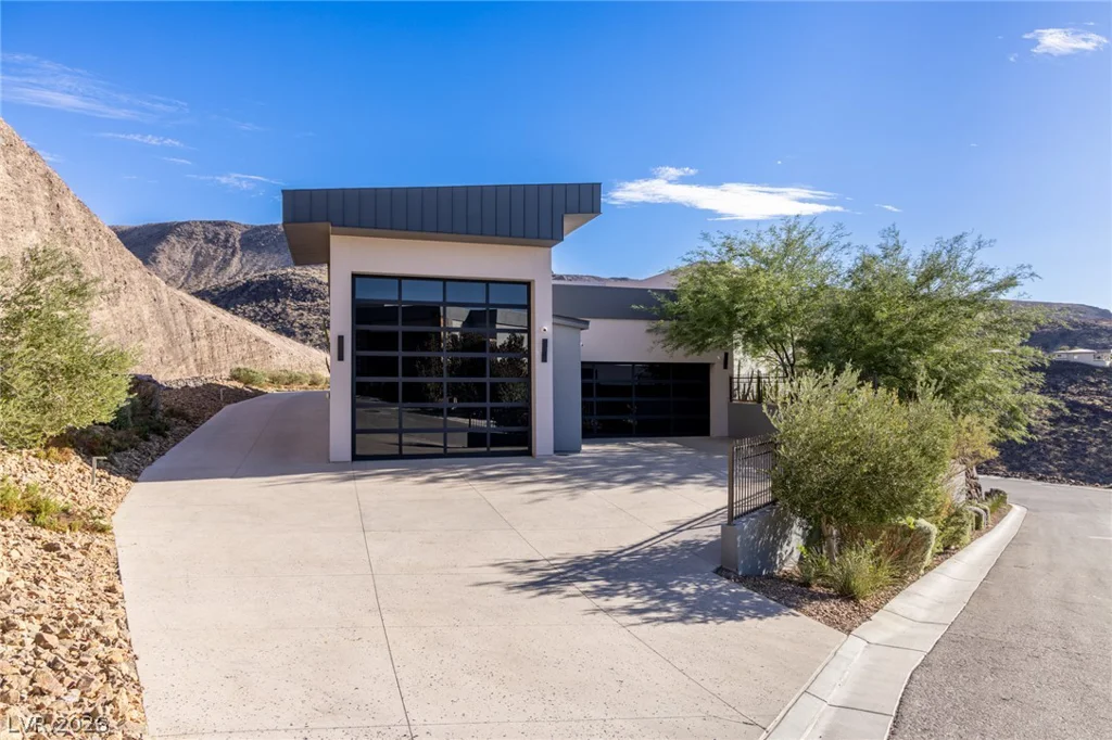 672 Overlook Rim, Henderson, NV 89012