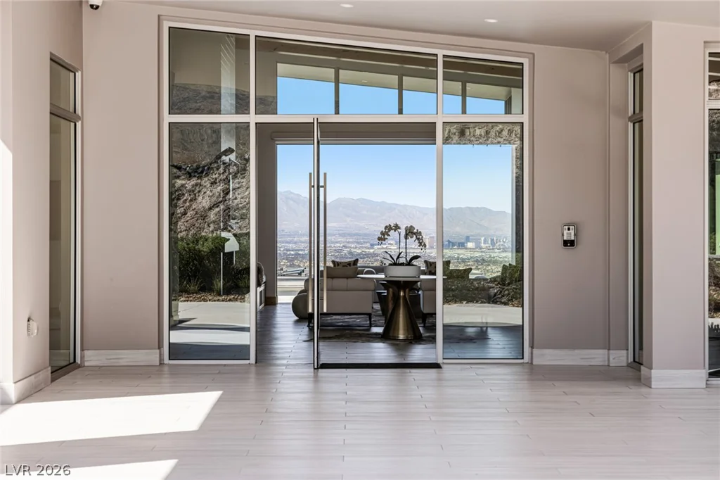 672 Overlook Rim, Henderson, NV 89012