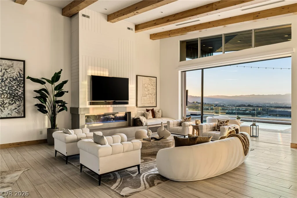672 Overlook Rim, Henderson, NV 89012
