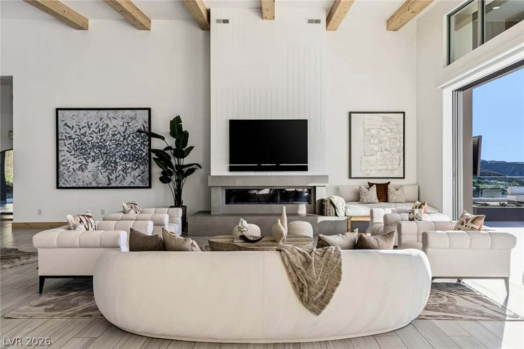 672 Overlook Rim, Henderson, NV 89012