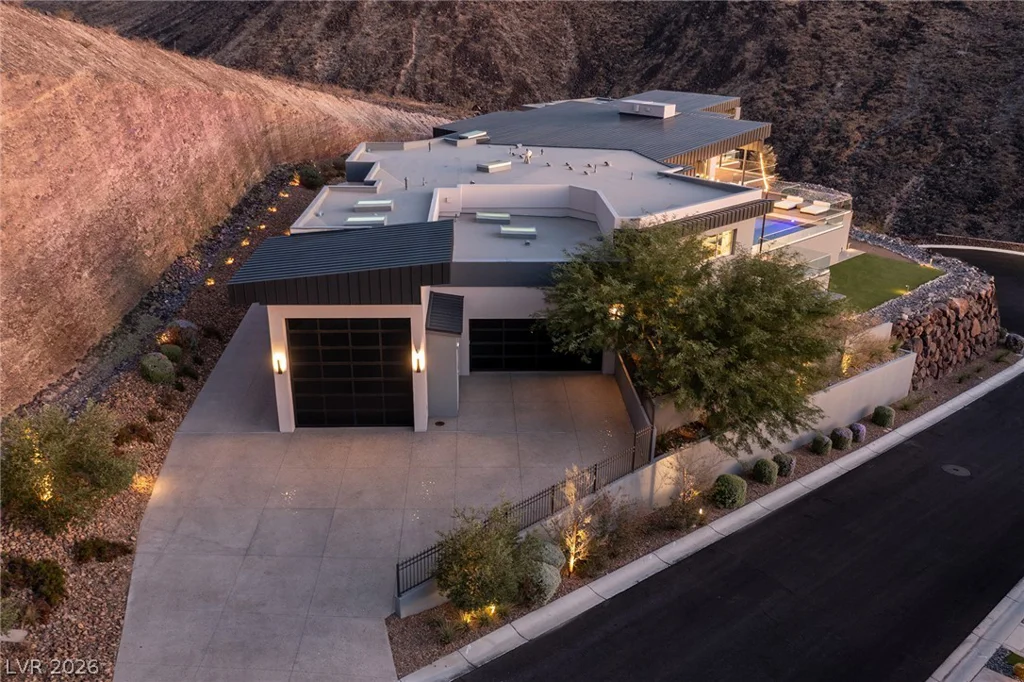 672 Overlook Rim, Henderson, NV 89012