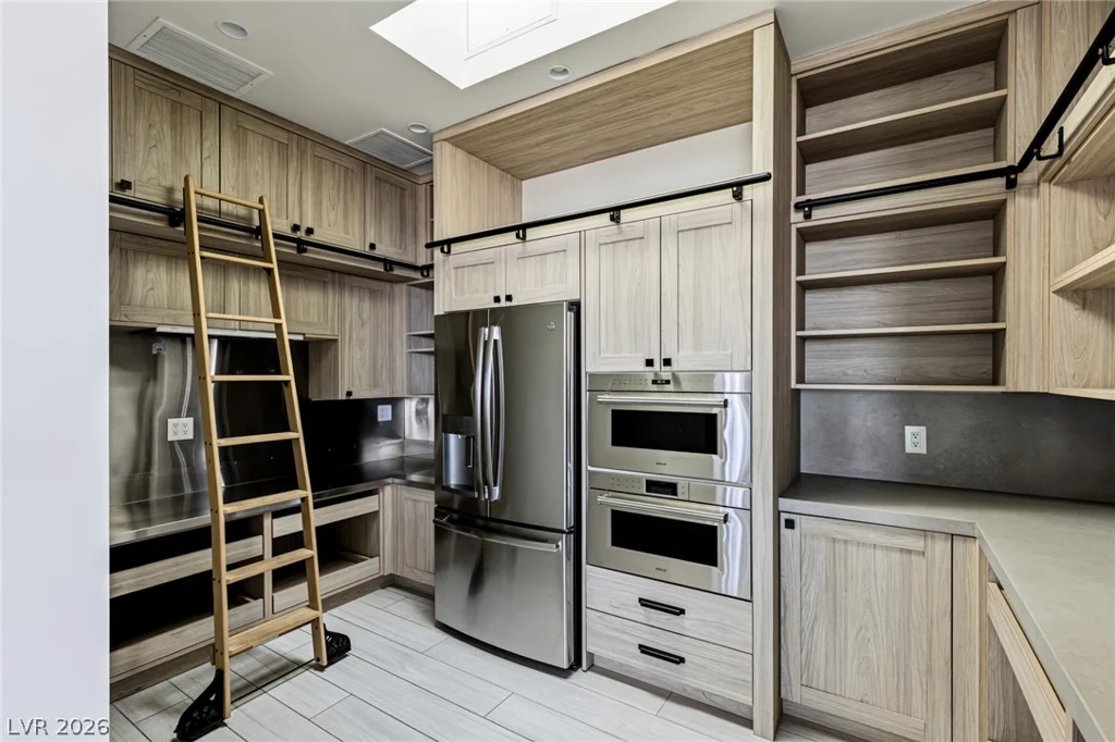 672 Overlook Rim, Henderson, NV 89012