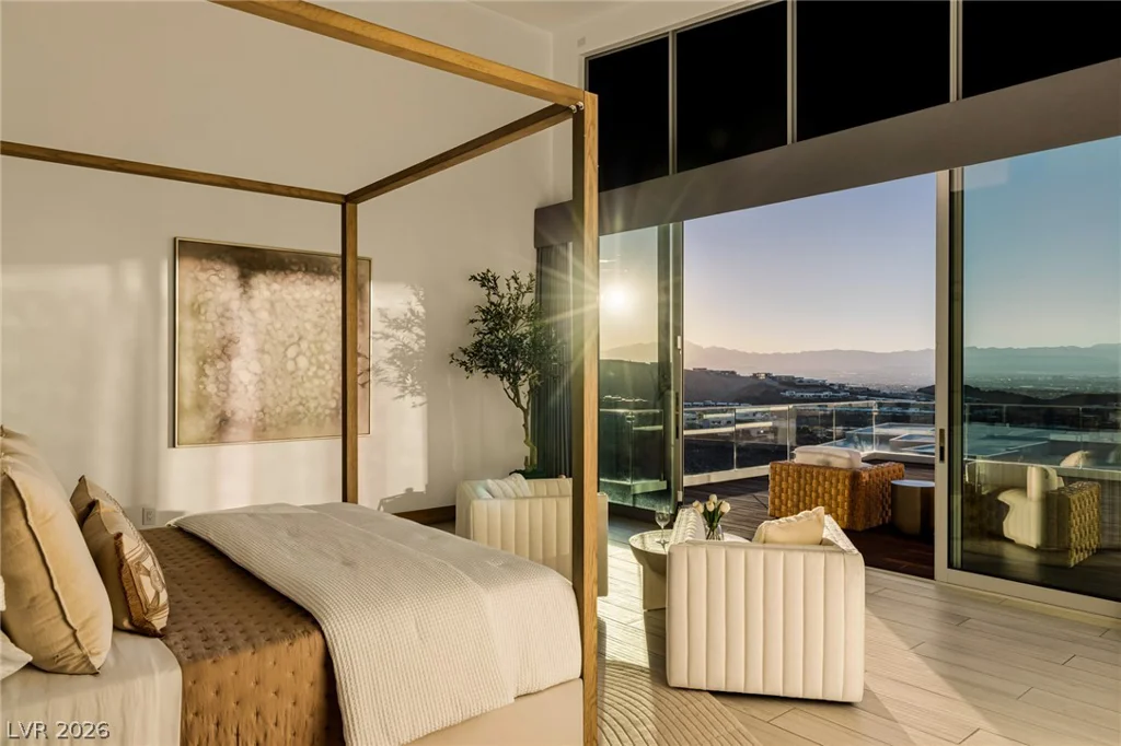 672 Overlook Rim, Henderson, NV 89012