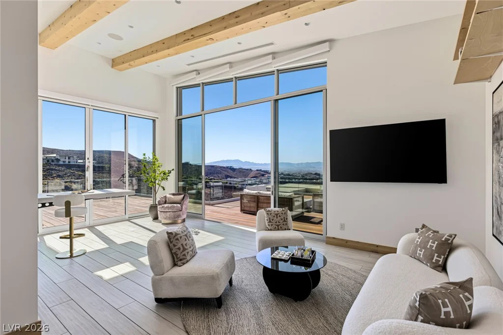 672 Overlook Rim, Henderson, NV 89012