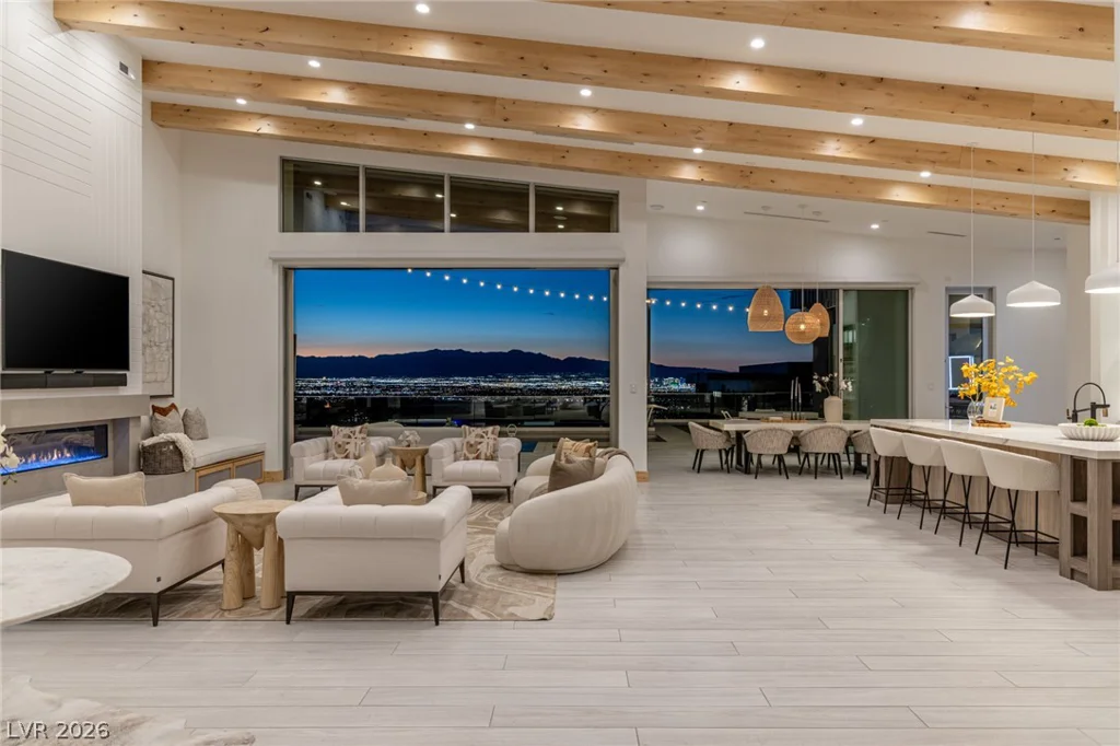 672 Overlook Rim, Henderson, NV 89012
