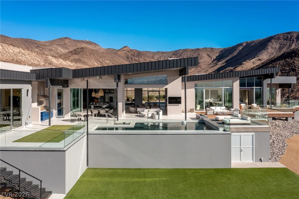 672 Overlook Rim, Henderson, NV 89012