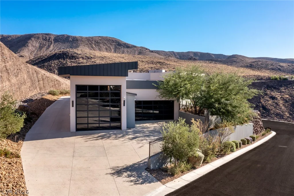 672 Overlook Rim, Henderson, NV 89012