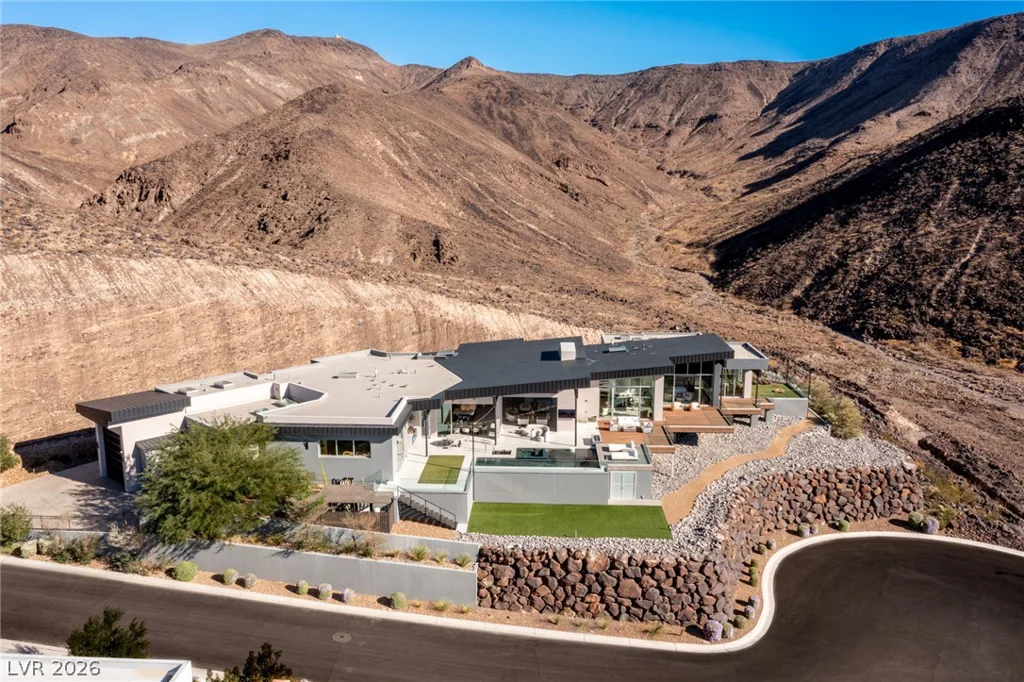 672 Overlook Rim, Henderson, NV 89012