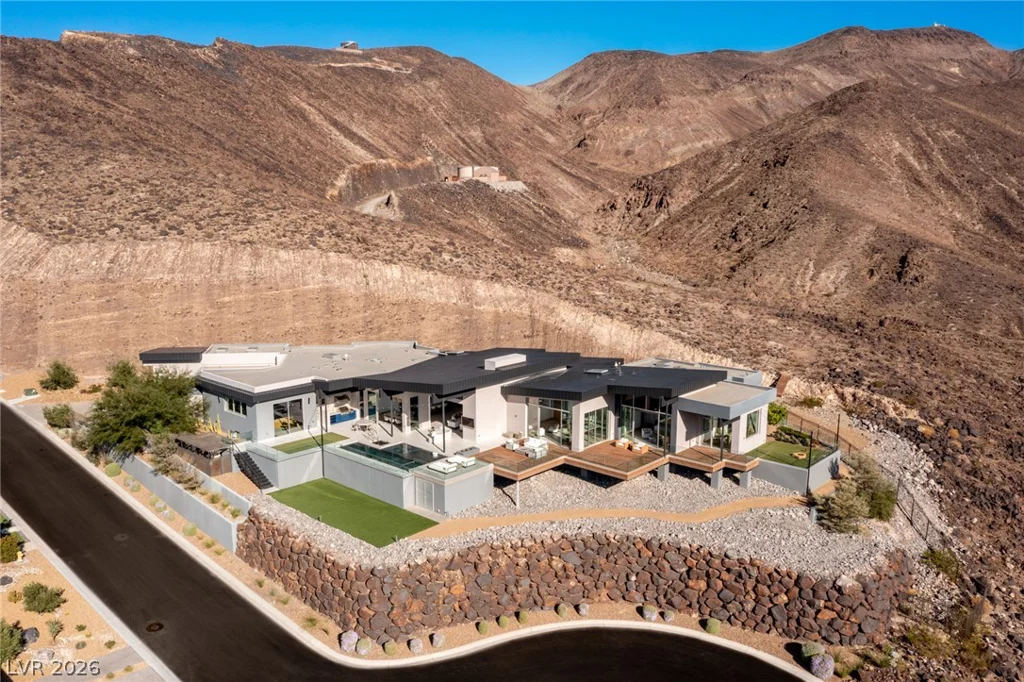 672 Overlook Rim, Henderson, NV 89012