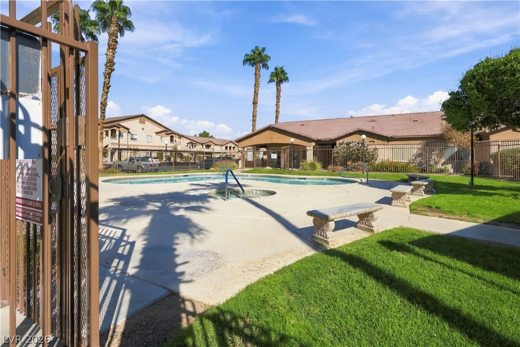 5751 Hacienda, Las Vegas, NV 89122