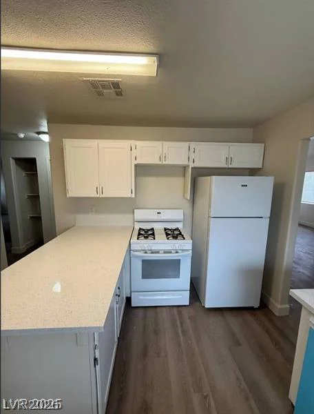 3505 Benson, North Las Vegas, NV 89032
