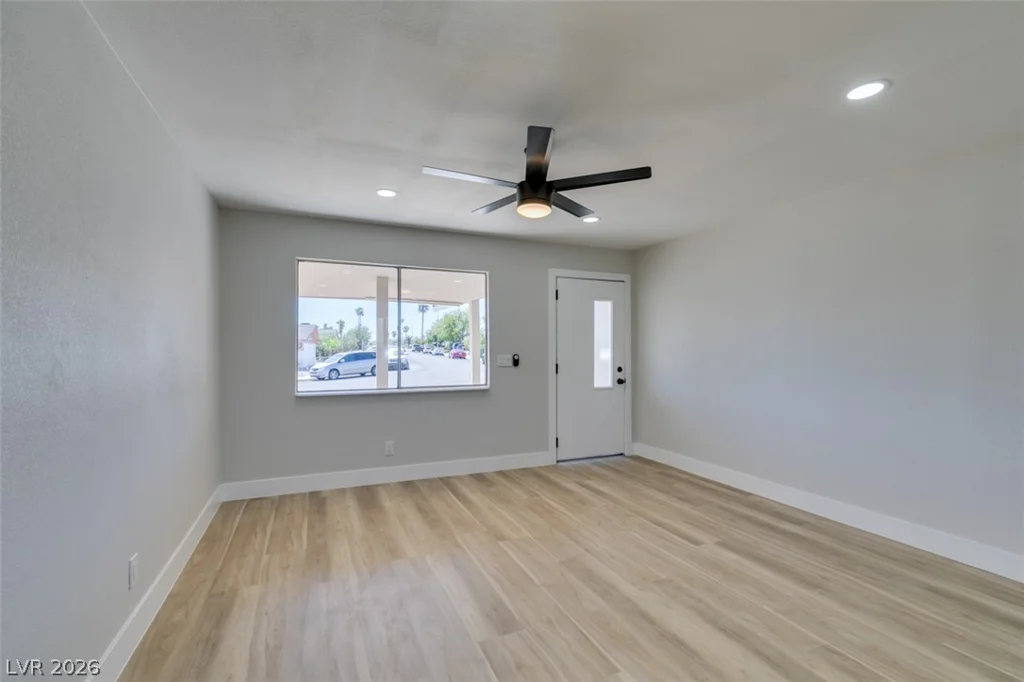 5920 Forrest Hills, Las Vegas, NV 89108