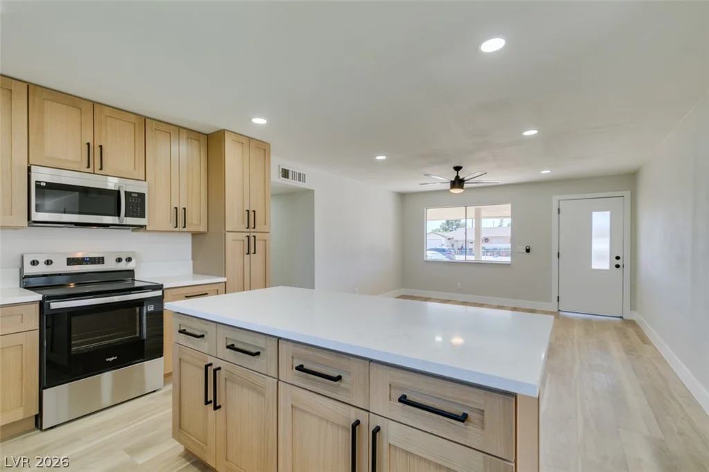 5920 Forrest Hills, Las Vegas, NV 89108