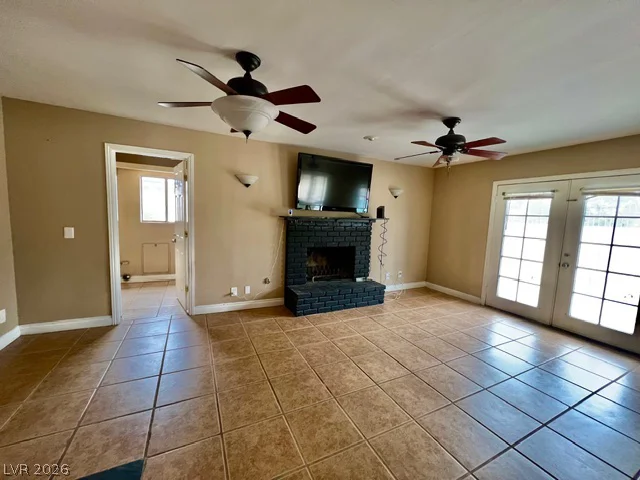 3662 Calmosa, Las Vegas, NV 89103