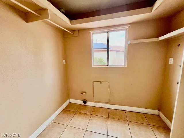 3662 Calmosa, Las Vegas, NV 89103
