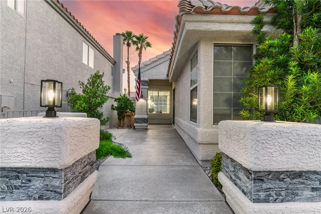 2104 Preakness, Las Vegas, NV 89117