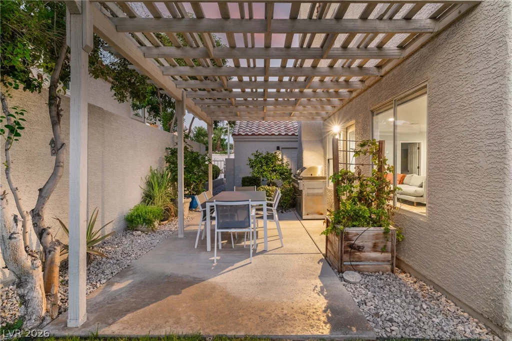 2104 Preakness, Las Vegas, NV 89117