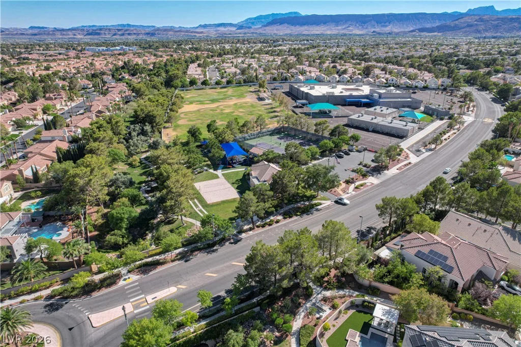 2104 Preakness, Las Vegas, NV 89117