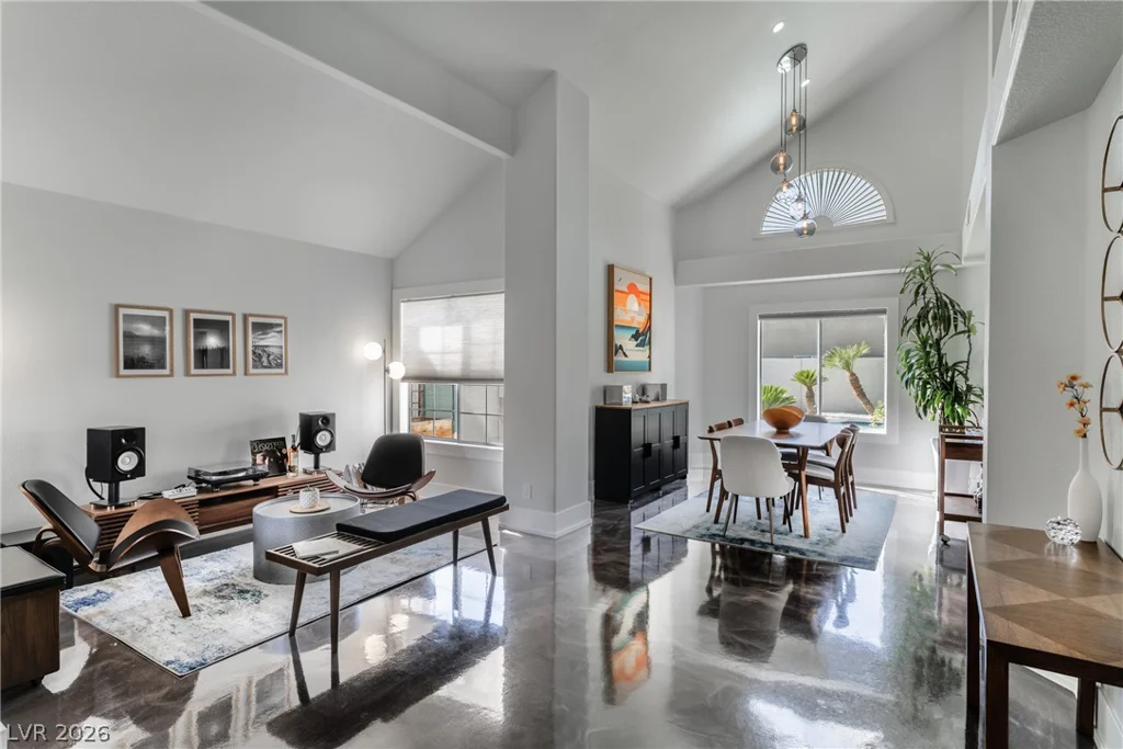 2104 Preakness, Las Vegas, NV 89117
