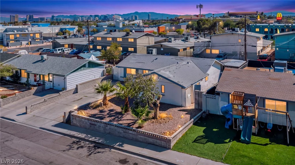 6413 Bannock, Las Vegas, NV 89107