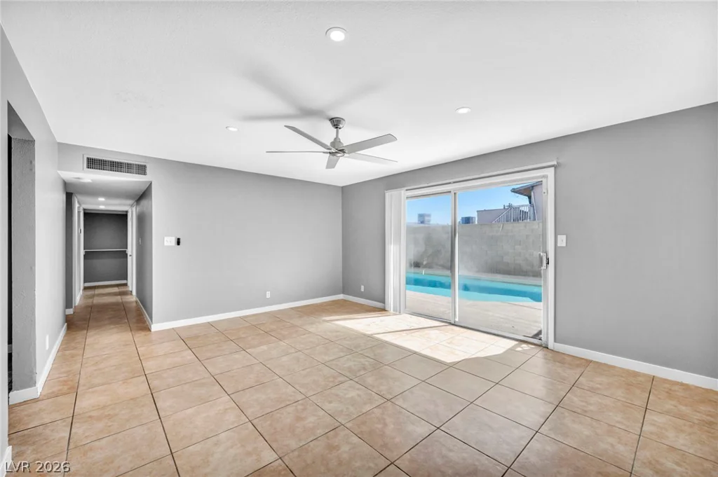 6413 Bannock, Las Vegas, NV 89107
