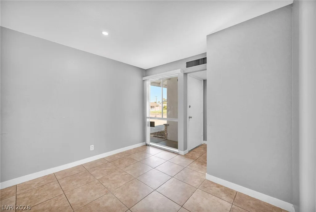 6413 Bannock, Las Vegas, NV 89107