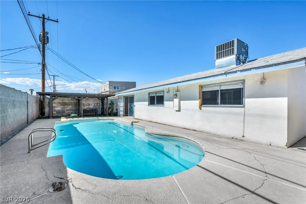 6413 Bannock, Las Vegas, NV 89107