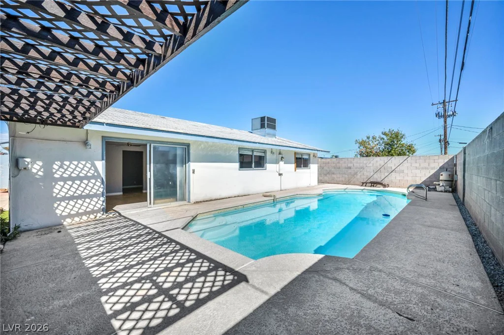 6413 Bannock, Las Vegas, NV 89107