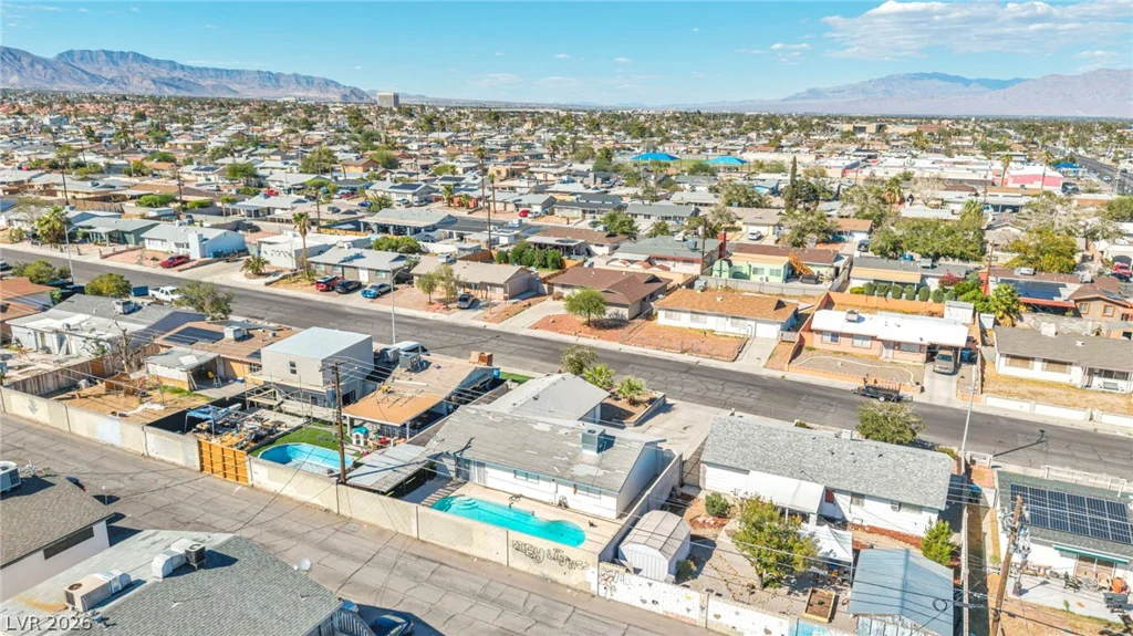 6413 Bannock, Las Vegas, NV 89107