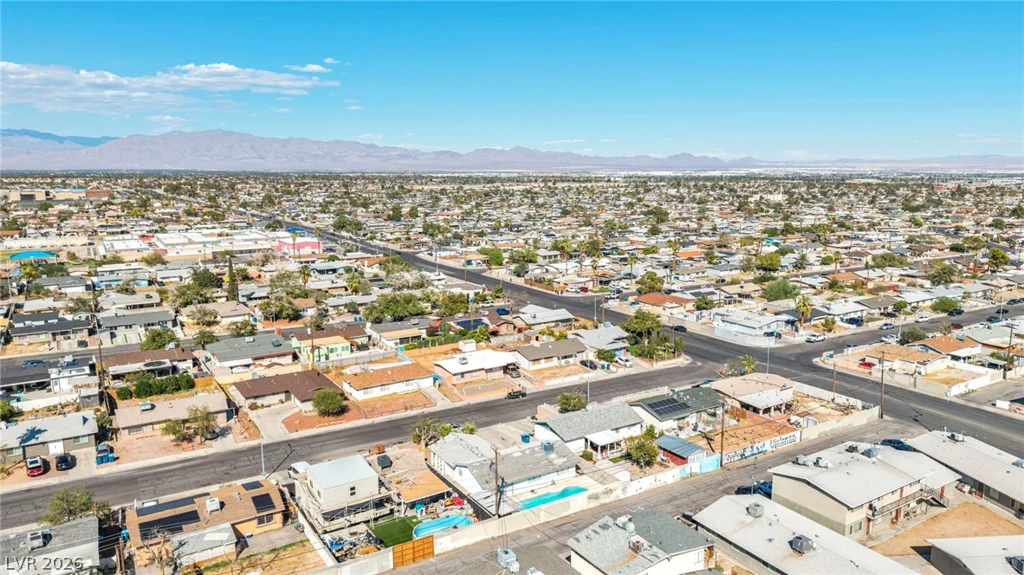 6413 Bannock, Las Vegas, NV 89107