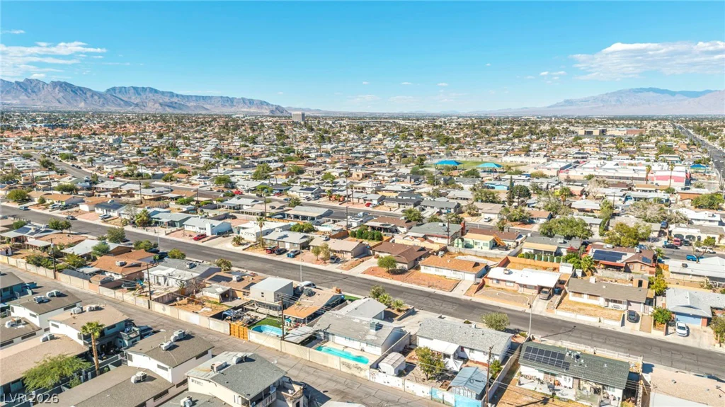 6413 Bannock, Las Vegas, NV 89107