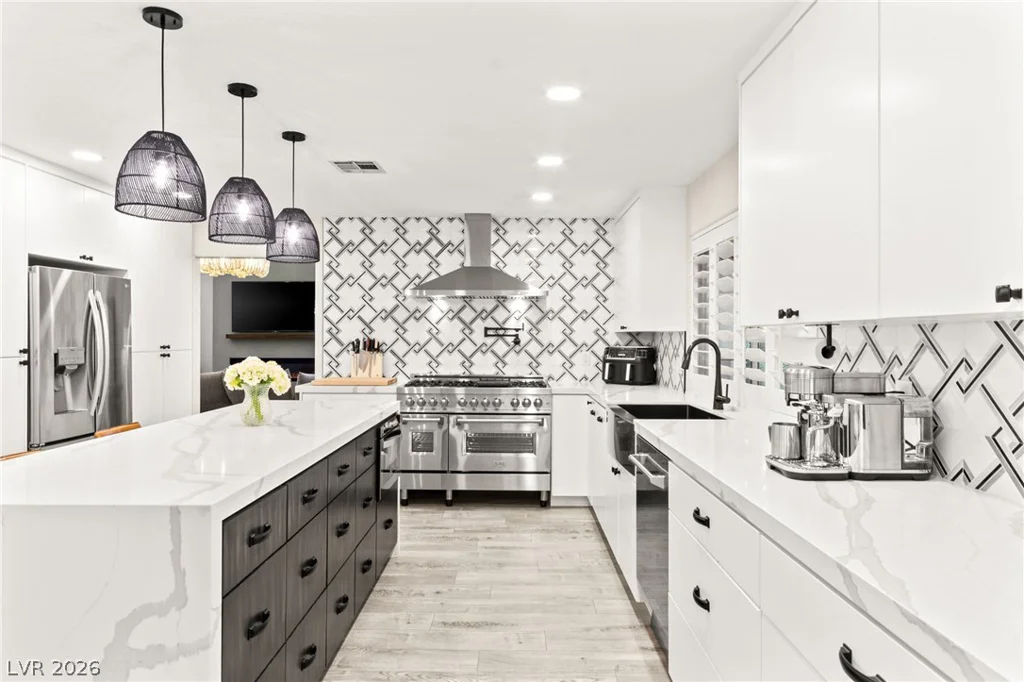 246 Windsong, Henderson, NV 89074