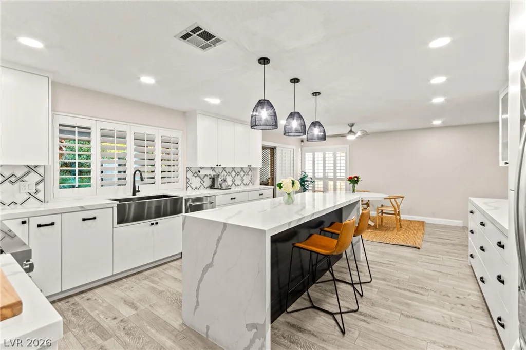 246 Windsong, Henderson, NV 89074