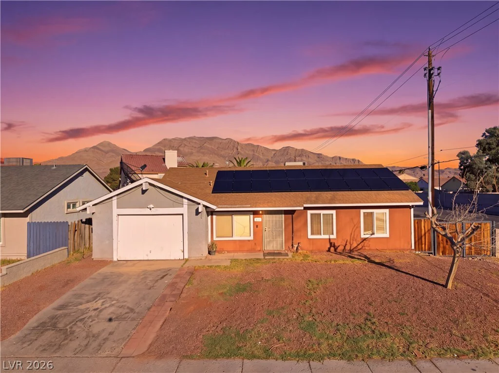 410 Battle Mountain, Las Vegas, NV 89110